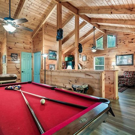 A Top Notch Lodge~Gatlinburg Exterior foto